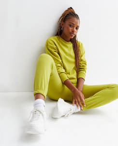 Ropa de calle desgastada personalizada con cremallera completa 2 piezas Slim Fit Jogging Trajes para mujeres Bordado Puff Chándales Conjunto Impreso - Product Image 5