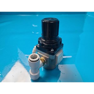 Regulador de Aire Comprimido SMC AR30-03H-R Usado Como Está, Piezas de Equipos Semiconductores Legacy - Product Image 3