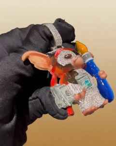 Colgante de Lujo de Personaje de Dibujos Animados 3D con Incrustaciones de Moissanita VVS, Bañado en Oro de 18K y Esmalte sobre Plata de Ley 925, Joyería Hip Hop - Product Image 5