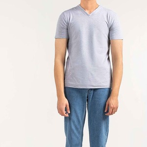T-shirt tendance à manches courtes pour homme en coton peigné avec logo personnalisé, col en V, style mode - Product Image 2