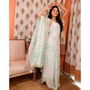 Vestido de Chifón Estilo Bohemio con Estampado Tie Dye Blanco Daisy, Talla XS - Product Image 3