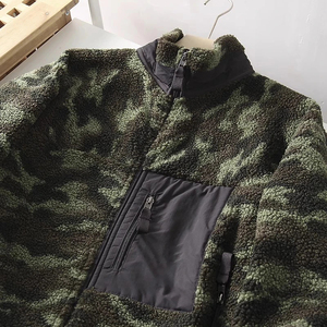 Chaqueta de lana polar de color liso al por mayor con paneles en contraste deportivos, cremallera y cuello de pana, chaqueta de lana personalizada con logo para ropa urbana informal. - Product Image 5