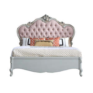 <span class=keywords><strong>Lit</strong></span> king size <span class=keywords><strong>de</strong></span> <span class=keywords><strong>style</strong></span> français avec tête <span class=keywords><strong>de</strong></span> <span class=keywords><strong>lit</strong></span> en cuir bleu tufté et cadre en bois sculpté, ensemble <span class=keywords><strong>de</strong></span> meubles <span class=keywords><strong>de</strong></span> chambre à coucher élégants - Product Image 6