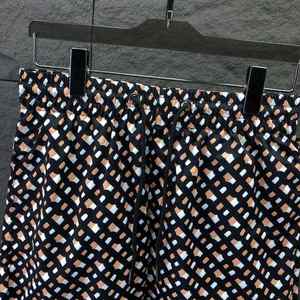 Wholesale Men's Mesh Gym Shorts Custom Logo Vintage OEM Service Quick Dry Breathable Eco-Friendly Athletic 100% Polyester - Product Image 2