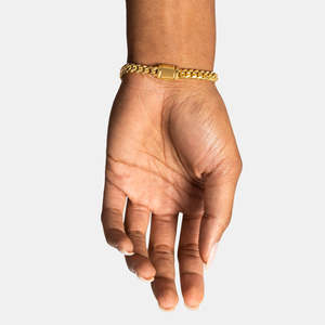 Bracelet en argent sterling 925 plaqué or pour femmes, bracelet à maillons cubains poli avec fermoir à boîte - Product Image 1