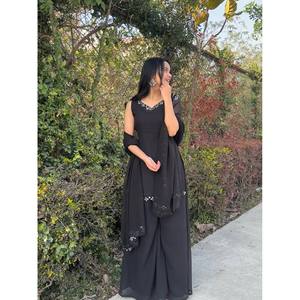 Vêtements traditionnels chinois-Top-Bottom de travail en miroir véritable et Dupatta pour un look de fête - Product Image 6