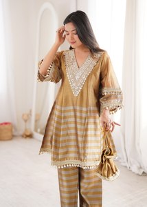 TENNECY Ensemble Salwar Kameez Prêt-à-porter pour Femme, Bicolore, en Tissu Léger, avec Broderie Codifiée et Dentelle à Effet Miroir, Style Soirée - Product Image 4