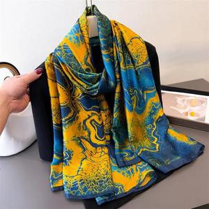 Nouvelle impression foulard en soie pure pour femmes concepteur de luxe inspiré soie unie léger cou Wrap USA Style doux au toucher écharpe - Product Image 2