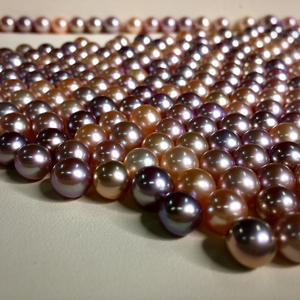 Perlas Sueltas Redondas de Agua Dulce de 6-8 mm, Coloridas y Brillantes, Ligeramente Imperfectas, con Medio Agujero, Perlas en Bruto Granulares - Product Image 2