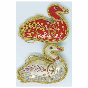 <b>Christmas</b> Hanging Heart Ornaments In Yellow Color Premium Quality Shining Item Made Beautiful Heart Shape Zari Embroidery Work - Product Image 3