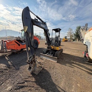 Miniexcavadora John Deere Económica con Motor de Rendimiento Confiable, Gran Fuerza de Excavación y Operación Flexible en Venta - Product Image 1