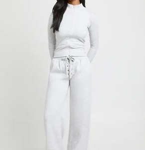 Conjunto de Sudadera Transpirable con Cuello Redondo y Pantalones Deportivos para Mujer, Fabricante de Ropa al por Mayor con Logotipo Personalizado OEM/ODM y Marca Privada - Product Image 1