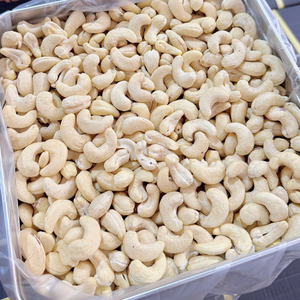 Service 24 Hours Cashew <b>Nuts</b> Cashew Kaju <b>Nuts</b> European Standards Kaju Badam SANTIGO - Product Image 1