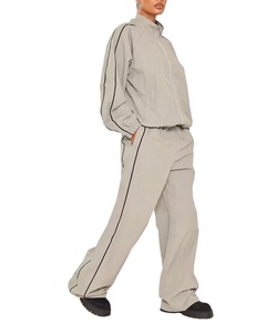 Conjunto Deportivo de 2 Piezas para Mujer, Talla Grande, Chaqueta Cortavientos y Pantalones Jogger, Transpirable, para Entrenamiento - Product Image 4