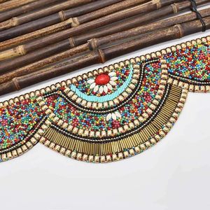 Ceinture décorative brodée à la main avec un motif ethnique coloré pour les accessoires de tenue de mariée et de festival - Product Image 6