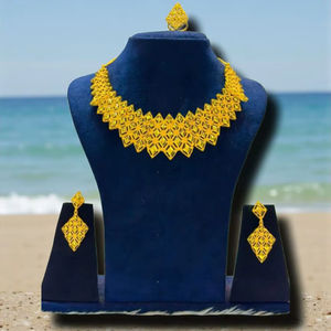 AWAIS HOUSE Nouvelle Collection Femme : Parure de Bijoux en Laiton Plaqué Or Style Hip Hop avec Diamants, Collier et Bracelet Massifs pour Fête et Mariage - Product Image 1