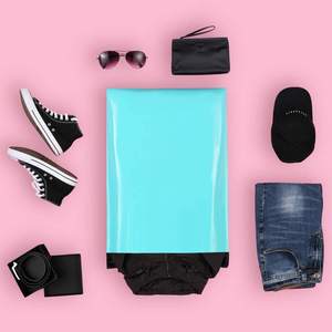 Coex Mailer Poly Mailing Bag Sello autoadhesivo PE Embalaje de envío Hecho en Vietnam ODM con precio competitivo - Product Image 4