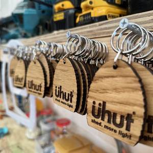 Porte-clés en bois - Taille, logo et texte personnalisés - Pour les boutiques de cadeaux, promotion en gros, marketing - Product Image 3
