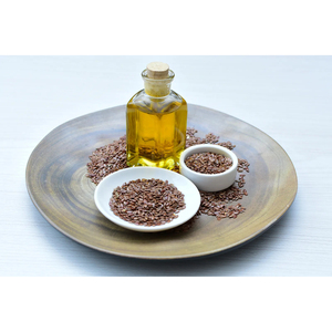 Huile de lin Hanu rare 100% pure naturelle distillée à la vapeur, huile de support pour les soins de la peau et l'utilisation cosmétique - Product Image 3