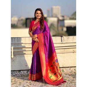 Sari en soie douce violette Paithani tissé avec des fils Zari, robes de soirée élégantes - Product Image 6