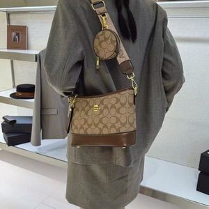 Sac bandoulière vintage pour femme, motif signature, fermeture éclair, marron PU, sangle unique, usage quotidien, automne/hiver/printemps/été - Product Image 1