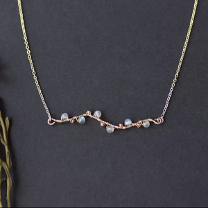 Colgante de Labradorita Natural, Gema en Forma de Barra Ondulada, Cristal Curativo, Joyería de Labradorita, Plata 925, Oro 14k - Product Image 2