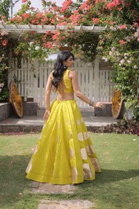 Lehenga Choli Indio de Seda Romana con Encaje de Gota y Espejo, Listo para Usar, Vestido Étnico para Mujer para Bodas y Fiestas de Diwali - Product Image 2