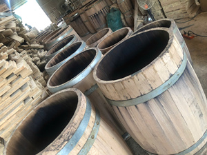 [HAUTE QUALITÉ] |   Mini fût en bois de chêne en gros pour le stockage de vins et spiritueux, idéal pour la maison, les bars, les présentoirs de fête et les cadeaux - Vietnam - Product Image 2