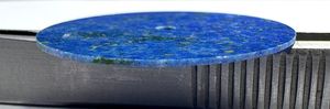 Cadran de montre en pierre précieuse naturelle Lapis Lazuli, disque de 28,5 mm, pierre bleue, fait main sur mesure, épaisseur 1 mm, trou central de 2 mm, classique et élégant - Product Image 2