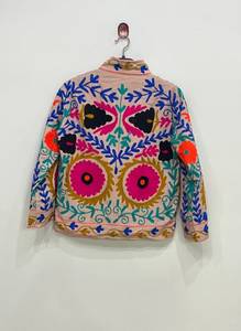 Chaqueta Bordada Suzani Rosa Melocotón Hecha a Mano para Mujer, Abrigo Vintage Floral de Cachemira, Chaqueta Kimono Étnica Boho de Invierno con Frente Abierto - Product Image 4