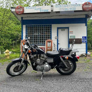 Moto Harley-Davidson Sportster 883 Cruiser d'occasion de 1993 - Cruiser urbain léger, réponse rapide, maniabilité agile, personnalisable - Product Image 1