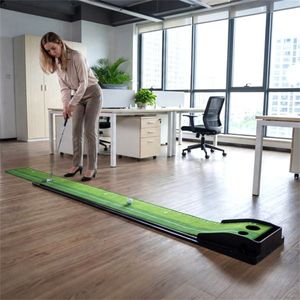 Equipo de Entrenamiento de Golf para Interiores con Pista de Retorno de Pelotas, 2 Tamaños de Orificios, Marcas de Distancia, 3 Pelotas Incluidas - Tapete de Putting - Product Image 5