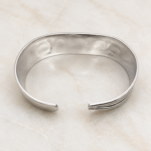 เครื่องประดับจาก Jewelry Town รุ่น JT-044 กำไลข้อมือแบบเปิด Coral Muse ประดับด้วยหินหลัก Hydro Coral ทำจากทองเหลืองชุบทองและเงิน เหมาะสำหรับทั้งชายและหญิง เป็นของขวัญสุดคลาสสิก - Product Image 3
