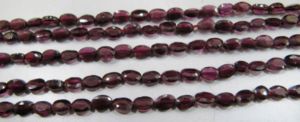 Perles de grenat naturel ovales facettées de 5 à 7 mm, brin de 13 pouces - Product Image 2