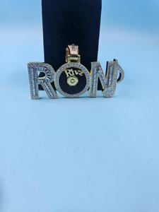 Colgante Rivz Iced Out de Plata 925 con Baño de Oro de 18K y Moissanita, Letra RON, Estilo Hip Hop, Joyería Unisex - Product Image 3