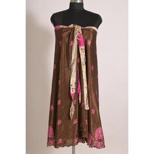 Falda Larga Cruzada de Seda con Estampado Floral Vintage para Mujer, Hecha a Mano y Personalizada - Product Image 4
