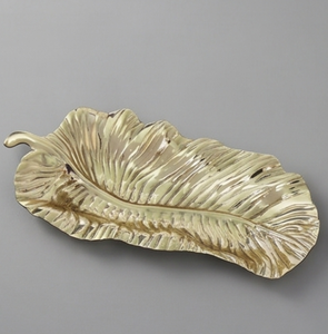 Finest Leaf Shape Serving Tray Polished Metal Finish Decorative Platter For Home Kitchen Tabletop Use Elegant Table Accessory - Product Image 1