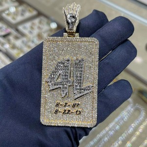 Pendentif Hip Hop Rectangulaire Sertie de Pierres Moissanite Baguette, Plaqué Or 18K, Argent 925, Pendentif Lettre Initiale - Product Image 3