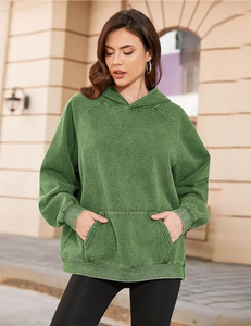 Sudadera con Capucha Extra Grande de Alta Calidad – Tela Suave, Corte Holgado y Perfecta para Colecciones Casuales y de Streetwear - Product Image 3