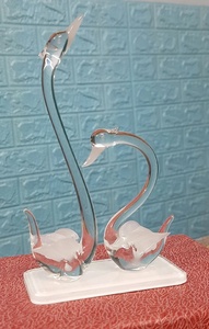 Cúpula de Vidrio Soplado a Mano con Tema de Aves, Decoración para el Hogar de Tiny Glass World of Rajasthan, para Navidad y Año Nuevo Chino - Product Image 3