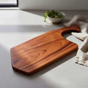 Tabla de cortar y servir Skies Trader de madera clara, plegable, con forma de etiqueta, antibacteriana y ligera para cocina - Product Image 2