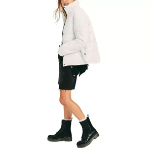 Chaqueta acolchada para mujer, gruesa, cálida, con cremallera, nuevo diseño, con capucha, chaquetas acolchadas para mujer con talla y logotipo personalizados - Product Image 3