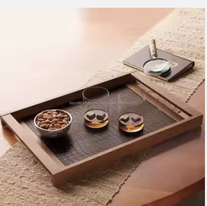 Bandeja Redonda de Madera de Acacia con Asas, Tamaño y Color Personalizables, Marca Tayyab Handicraft, Hecha en India para Uso en el Hogar y Restaurantes - Product Image 4