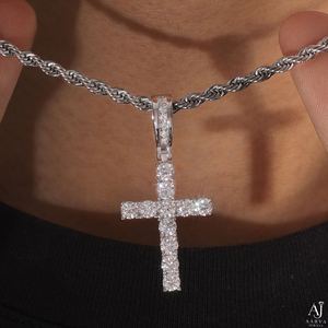 Pendentif en argent 925 et moissanite, style hip-hop, scintillant, personnalisé pour rappeur, disponible au meilleur prix du marché, provenant d'un exportateur indien. - Product Image 1
