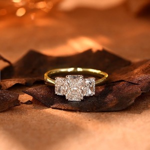 Anillo de Compromiso de Lujo Roy Diamond para Mujer, Oro Amarillo y Blanco de 14K, Diamante Cultivado en Laboratorio de 1.0ct, Engaste de Garras, Ideal para Regalo o Fiesta - Product Image 4