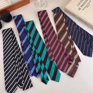 Corbata a Rayas de Estilo Escolar, Moderna y Atrevida, Uniforme Estudiantil para Mujer, Camisa de Diseño Exclusivo, Accesorio de Pañuelo Casual y Versátil - Product Image 2