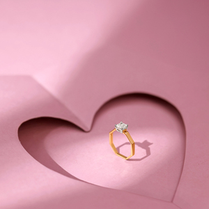 Appealing Solitaire Diamond <b>Ring</b> The Golden Dominion of Sparkling Grandeur An 18K Yellow Gold <b>Ring</b> <b>Crowned</b> by a Brilliant cut - Product Image 1