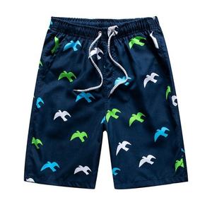Short de bain décontracté pour homme, bleu marine, à séchage rapide, avec imprimé oiseaux, taille à cordon de serrage, en tissu polyester - Product Image 1