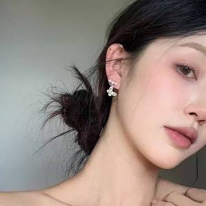 2025 New High-End Luxury Silver <b>Dangle</b> <b>Earrings</b> for Women Full Diamond Hollow Butterfly <b>Pearl</b> Unique Fashion Accessory - Product Image 4