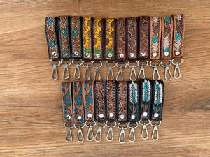 Porte-clés en cuir de vachette avec porte-clés personnalisé usiné à la main en métal pour porte-clés promotionnel pour femmes vente en gros - Product Image 6